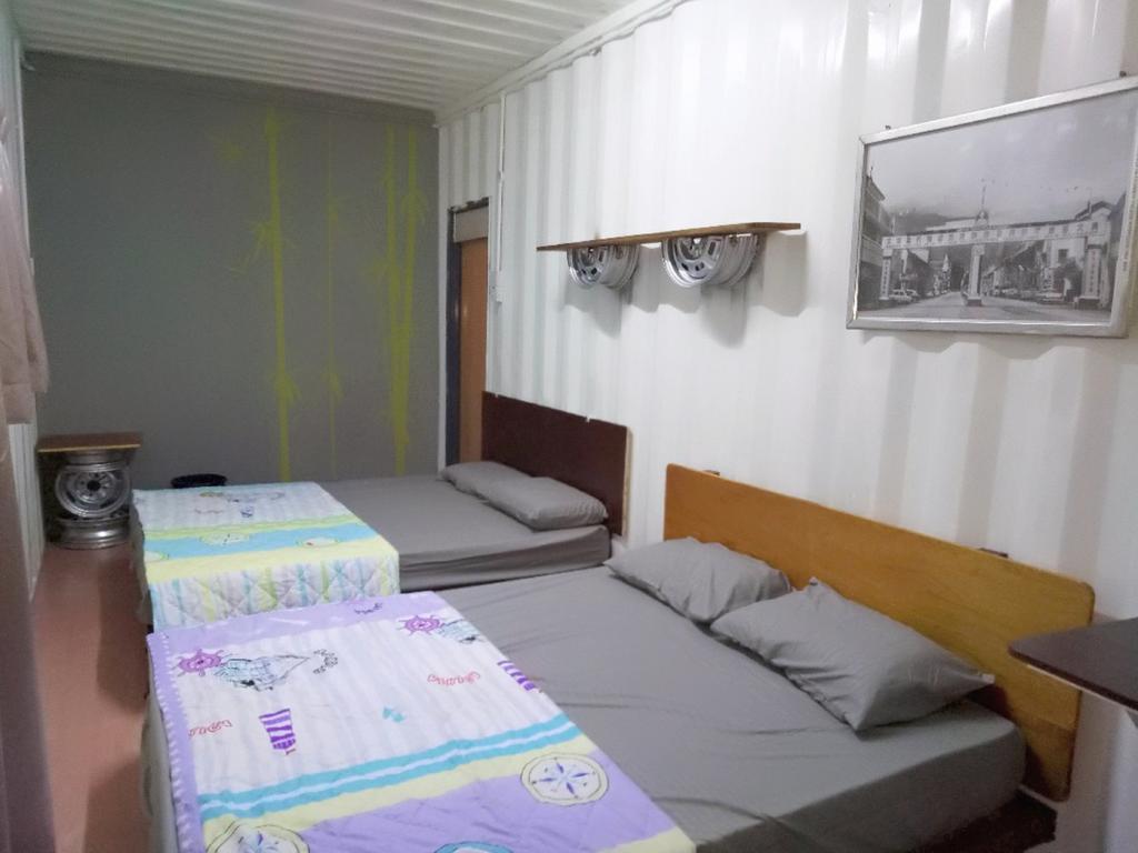 5 Stone Cabin Chalet Тайпинг Номер фото